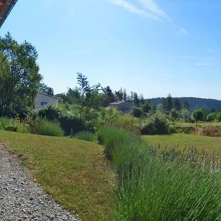 Le Refuge De La Petite Source 3*